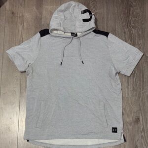 Under Armour Light Gray Short Sleeve Hoodie